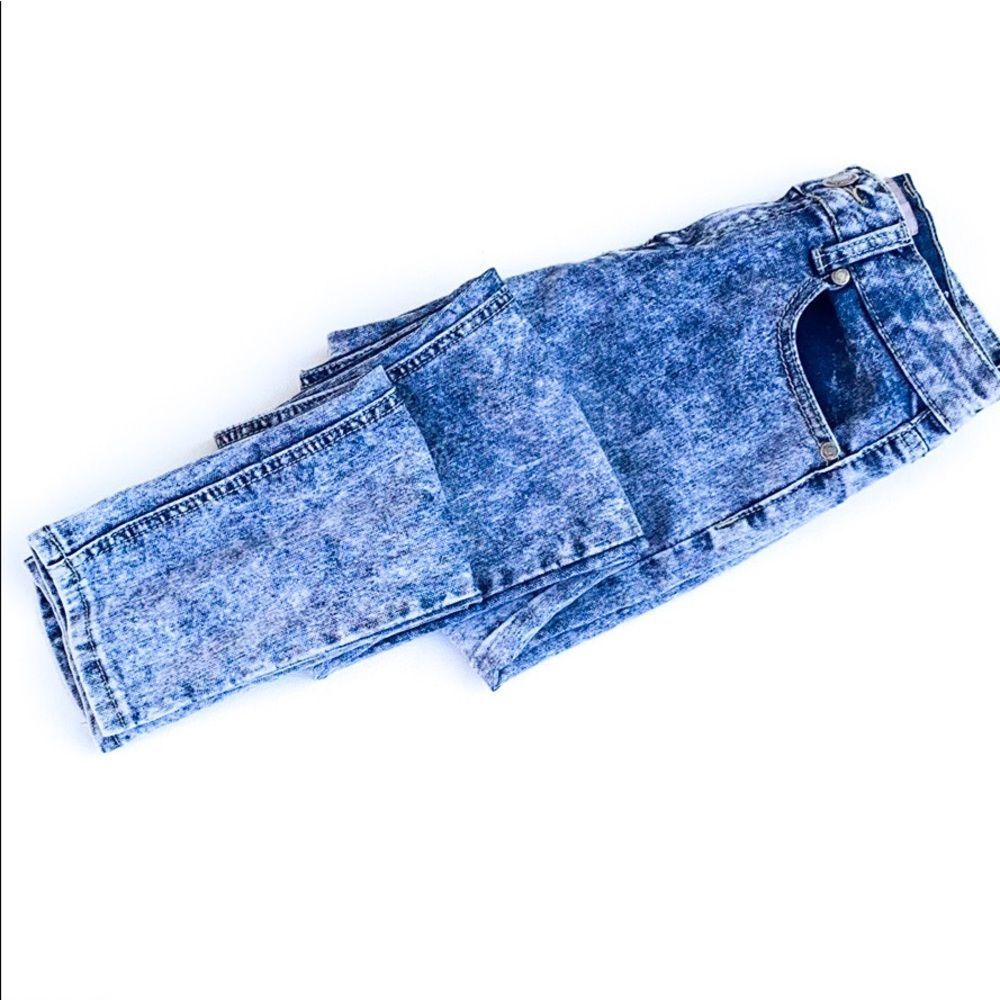 Aviva Light Wash Skinny Jeans